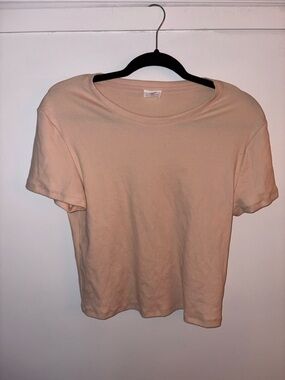 Everyday Short-Sleeve Crewneck Tee in Light Peach